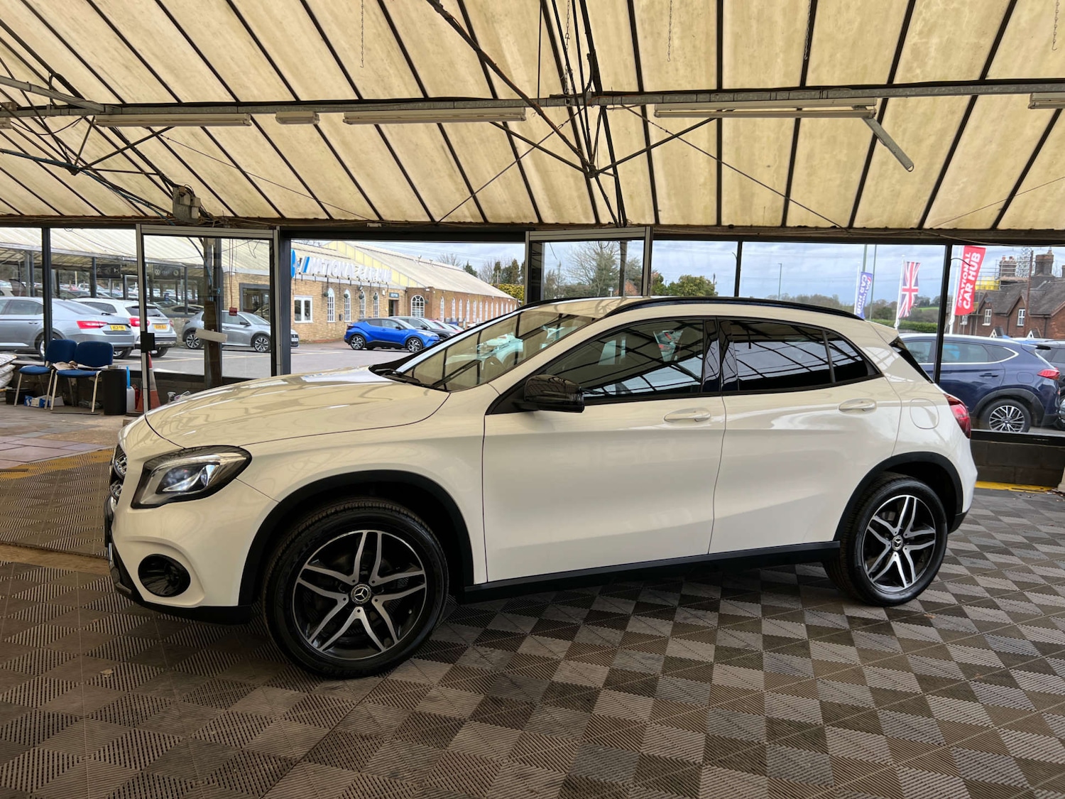 Used Mercedes-Benz GLA 2018 for sale - 77780888: Photo 5