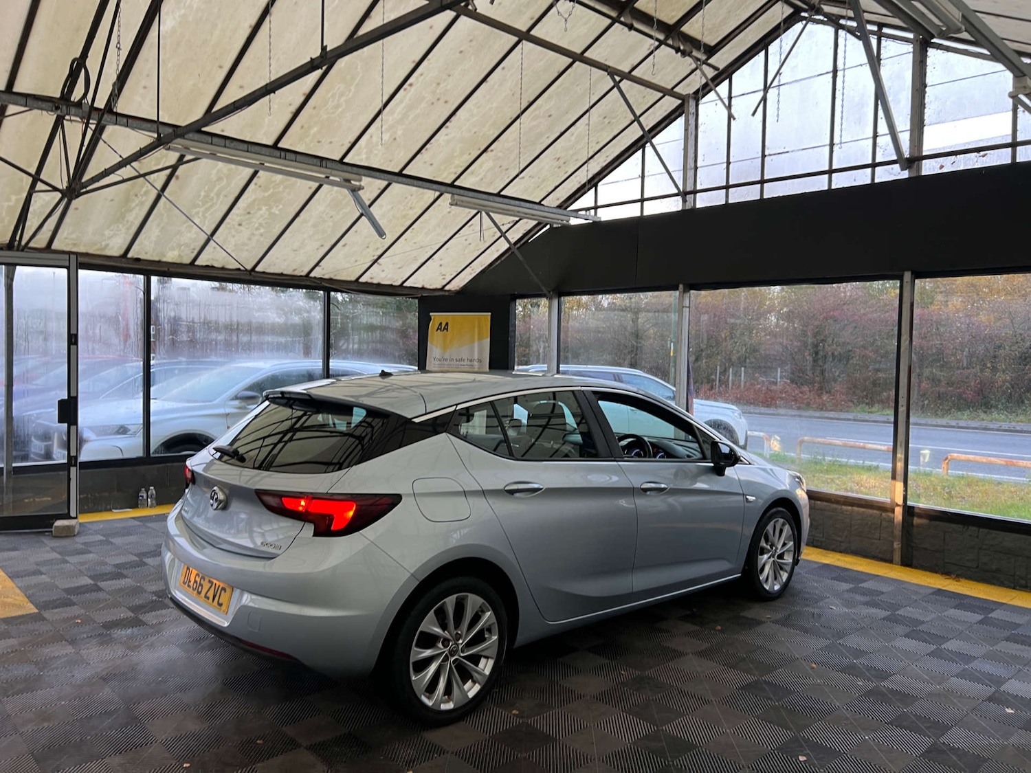 Used Vauxhall Astra 2016 for sale - 77023559: Photo 9