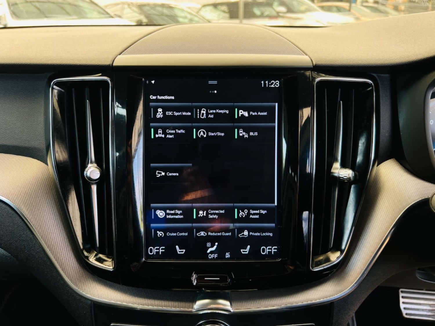 Used Volvo XC60 2017 for sale - 76402687: Photo 27