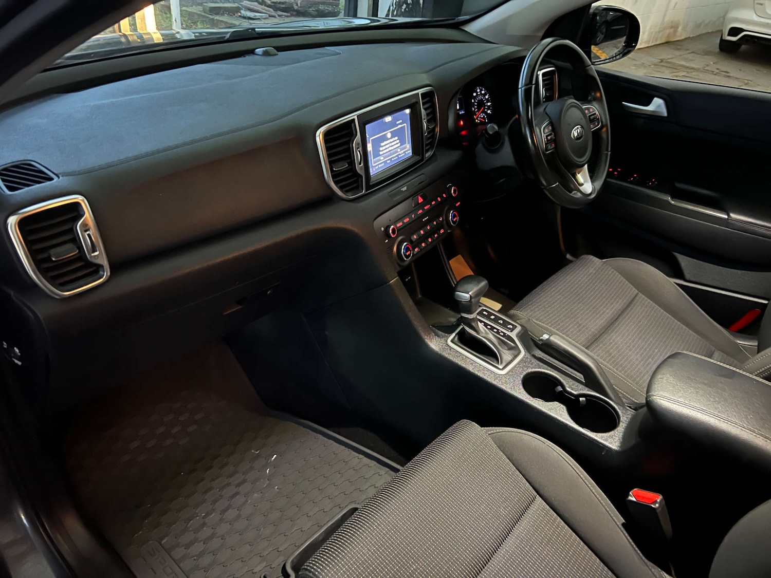 Used Kia Sportage 2018 for sale - 77053561: Photo 23