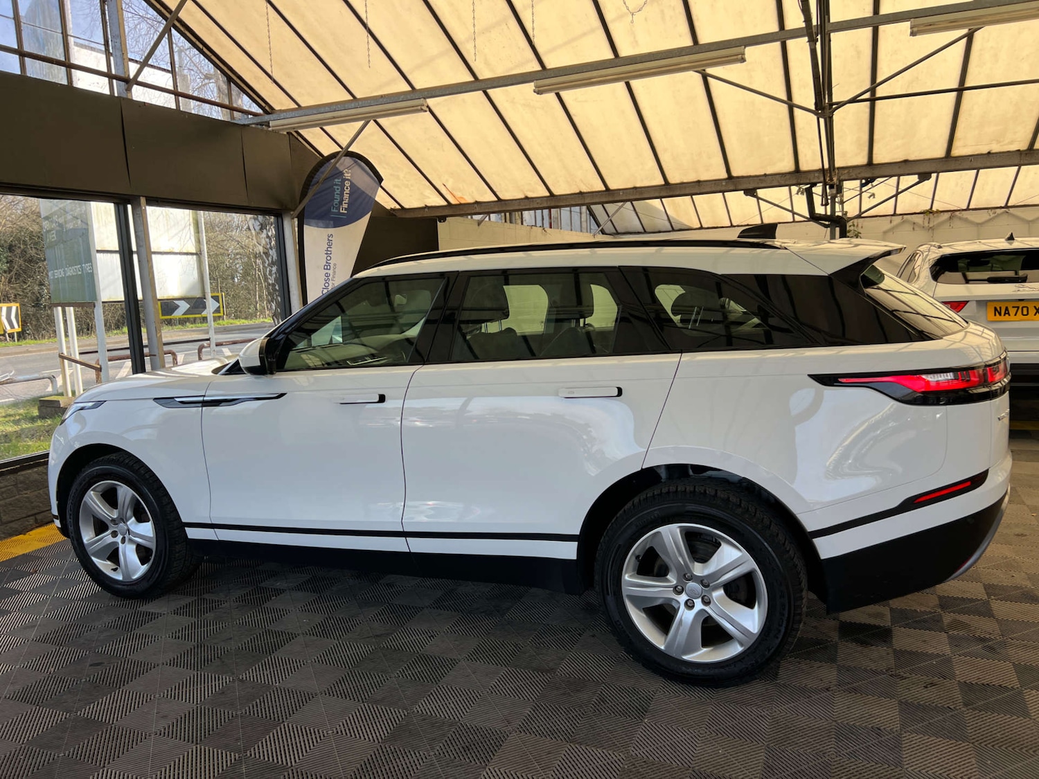 Used Land Rover Range Rover Velar 2022 for sale - 77715638: Photo 7