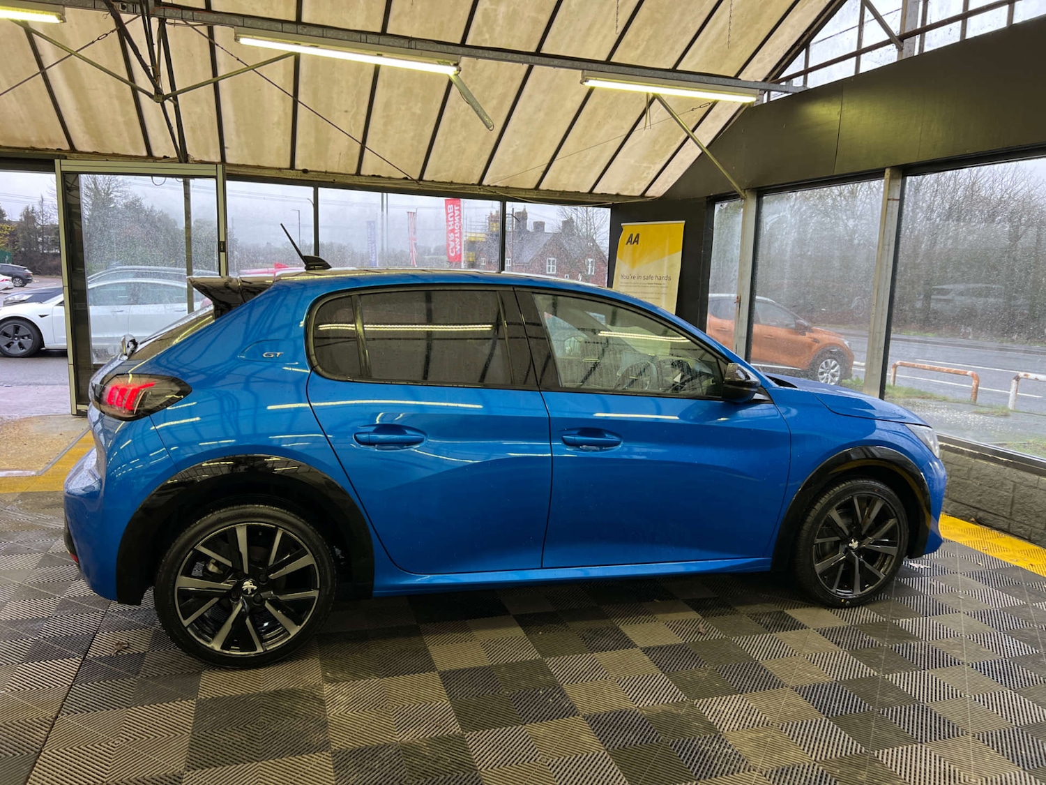 Used Peugeot 208 2023 for sale - 78053742: Photo 9