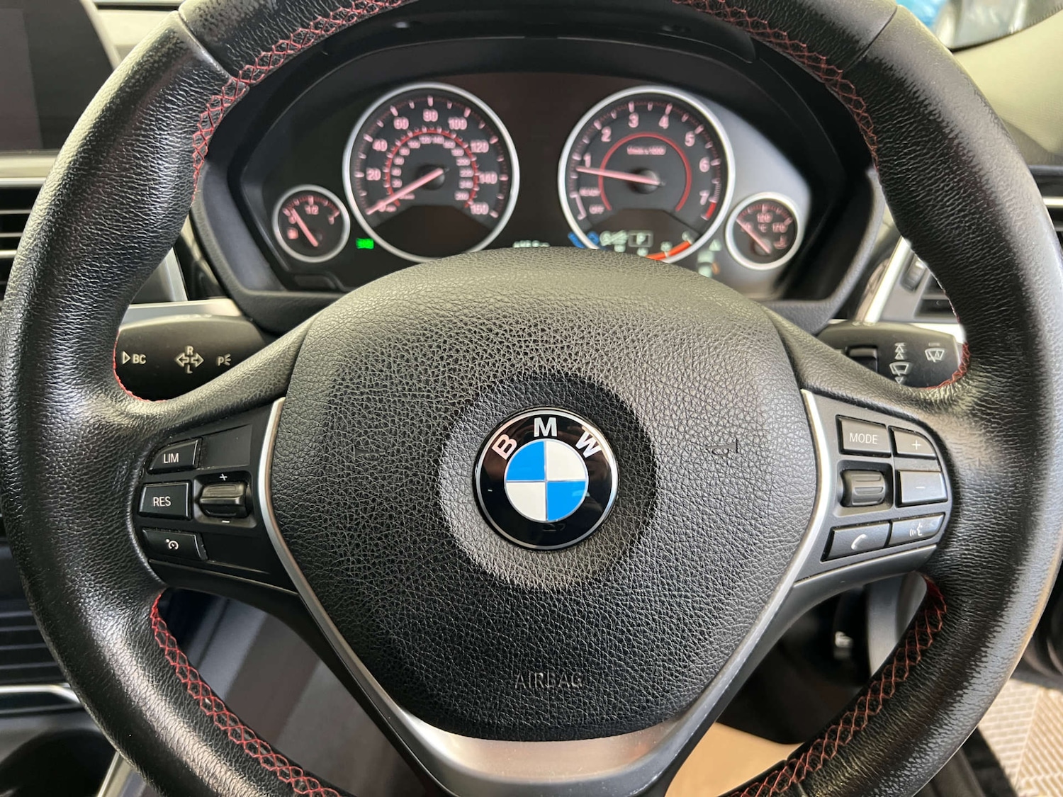 Used BMW 3 Series 2016 for sale - 76097158: Photo 19
