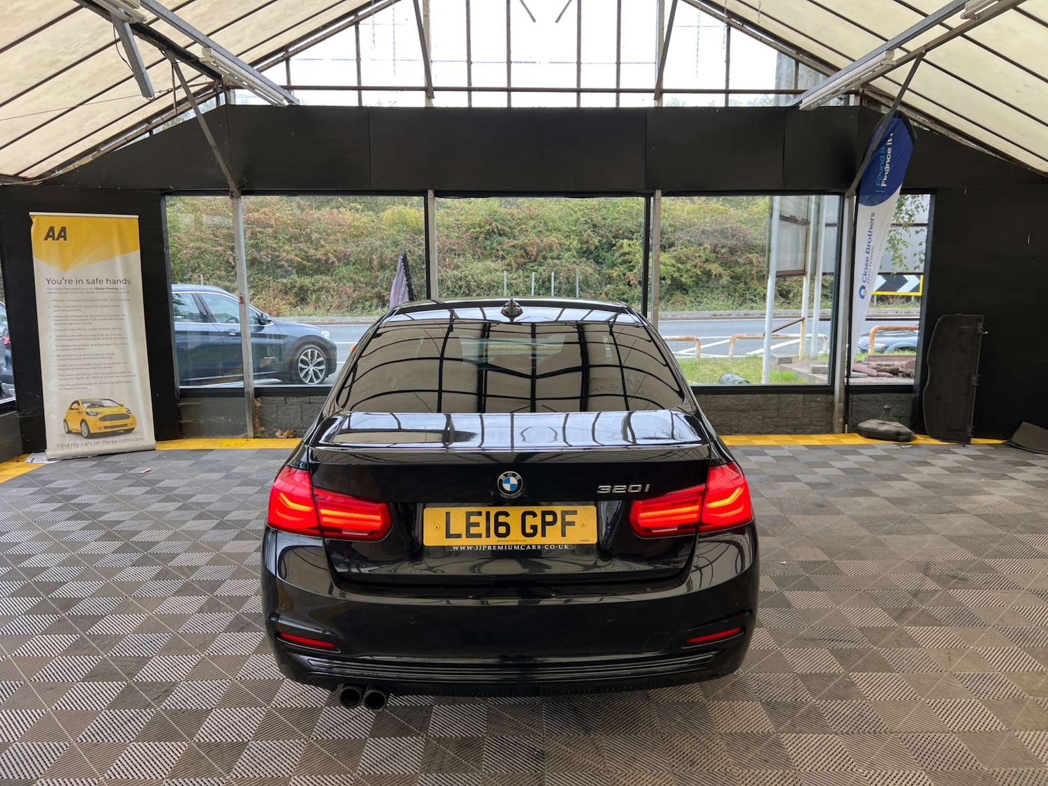 Used BMW 3 Series 2016 for sale - 76097158: Photo 7