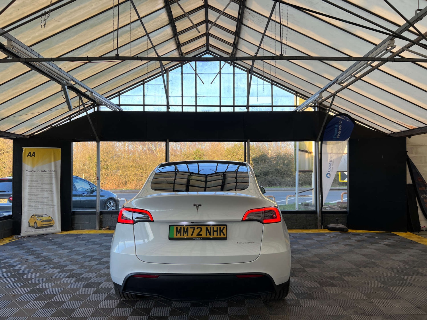 Used Tesla Model Y 2022 for sale - 77656574: Photo 8