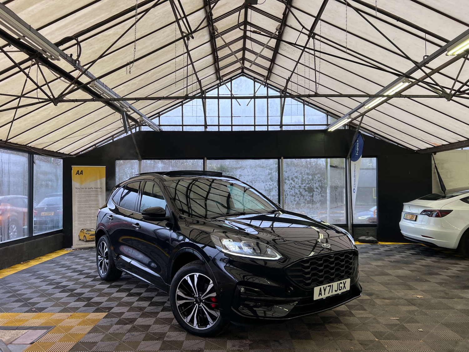 Used Ford Kuga 2022 for sale - 77370963: Photo 1