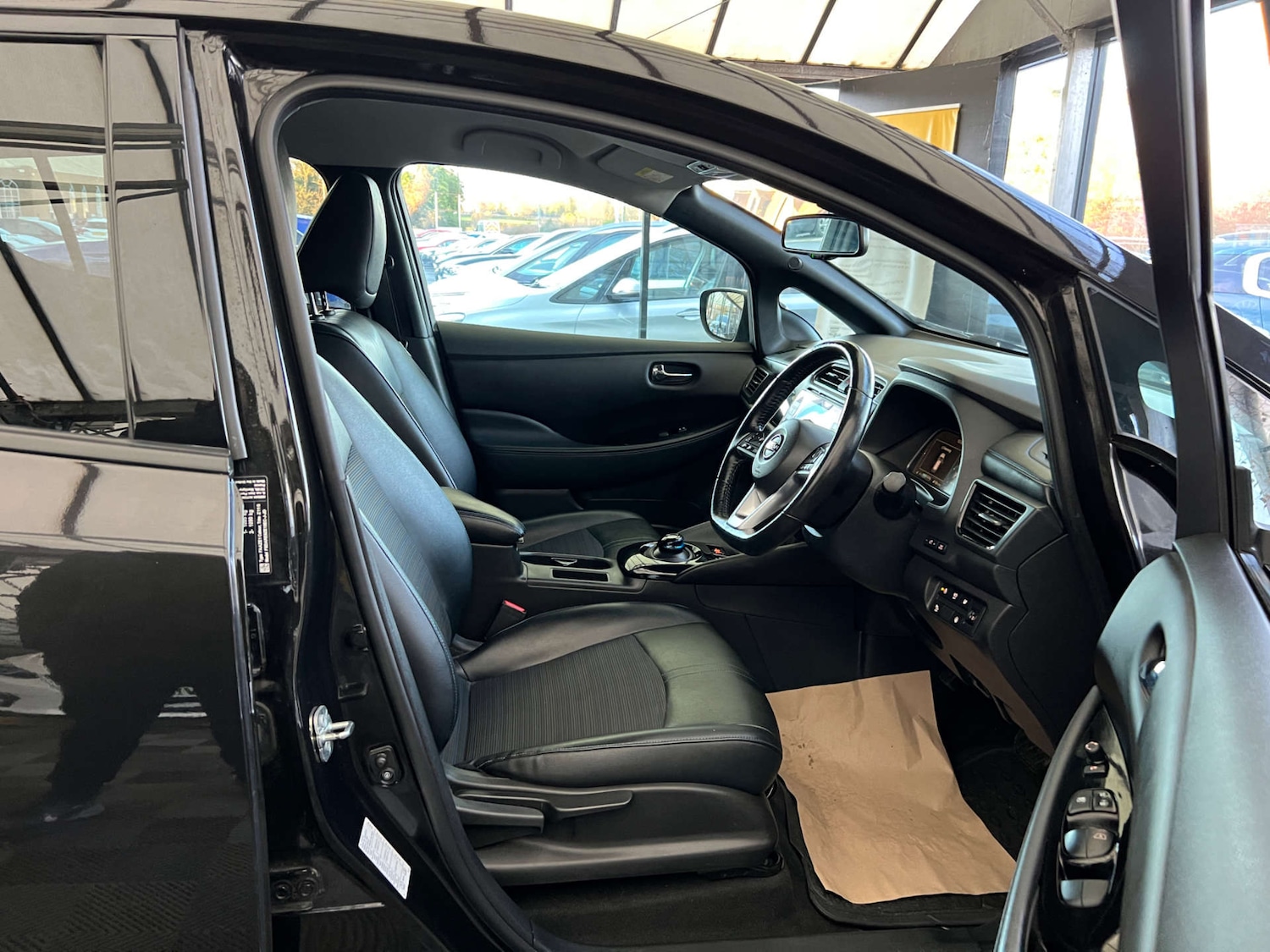 Used Nissan Leaf 2021 for sale - 76910564: Photo 9