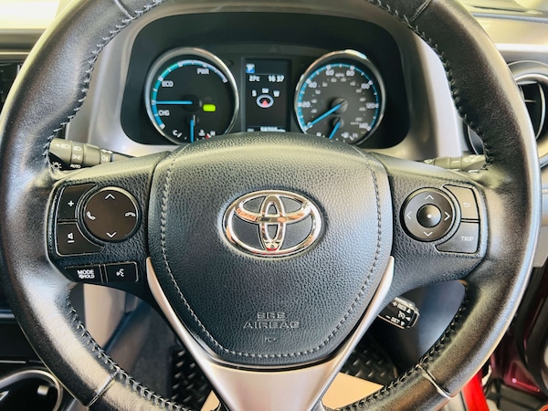 Used Toyota RAV4 2016 for sale - 75617395: Photo 18