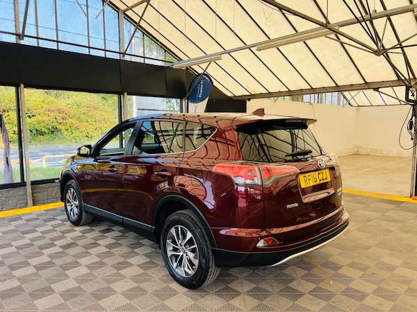 Used Toyota RAV4 2016 for sale - 75617395: Photo 4