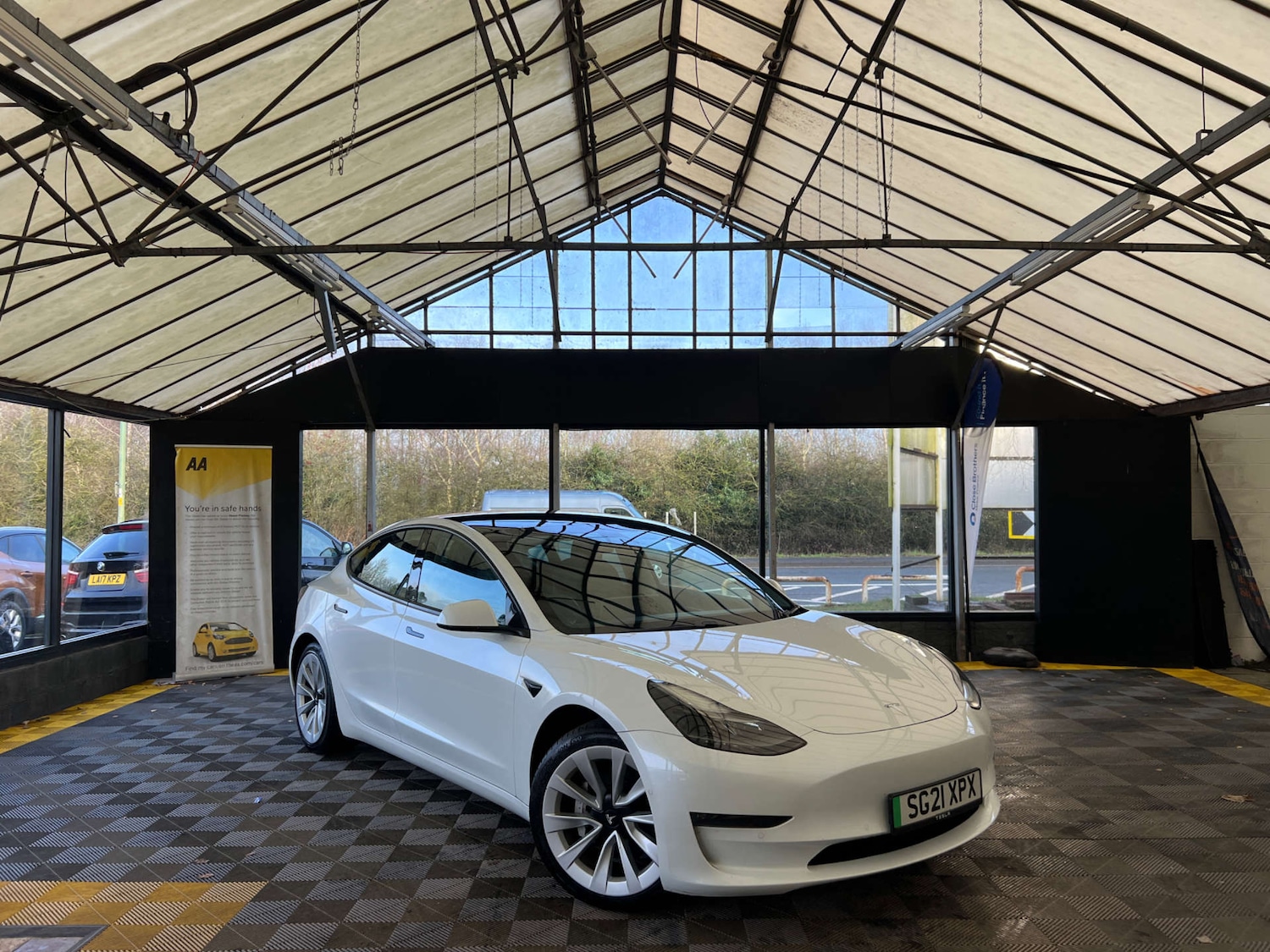 Used Tesla Model 3 2021 for sale - 77393391: Photo 1