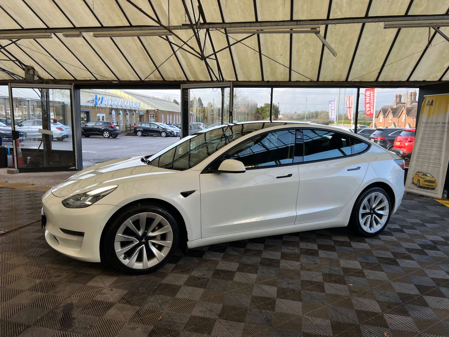 Used Tesla Model 3 2021 for sale - 77393391: Photo 5
