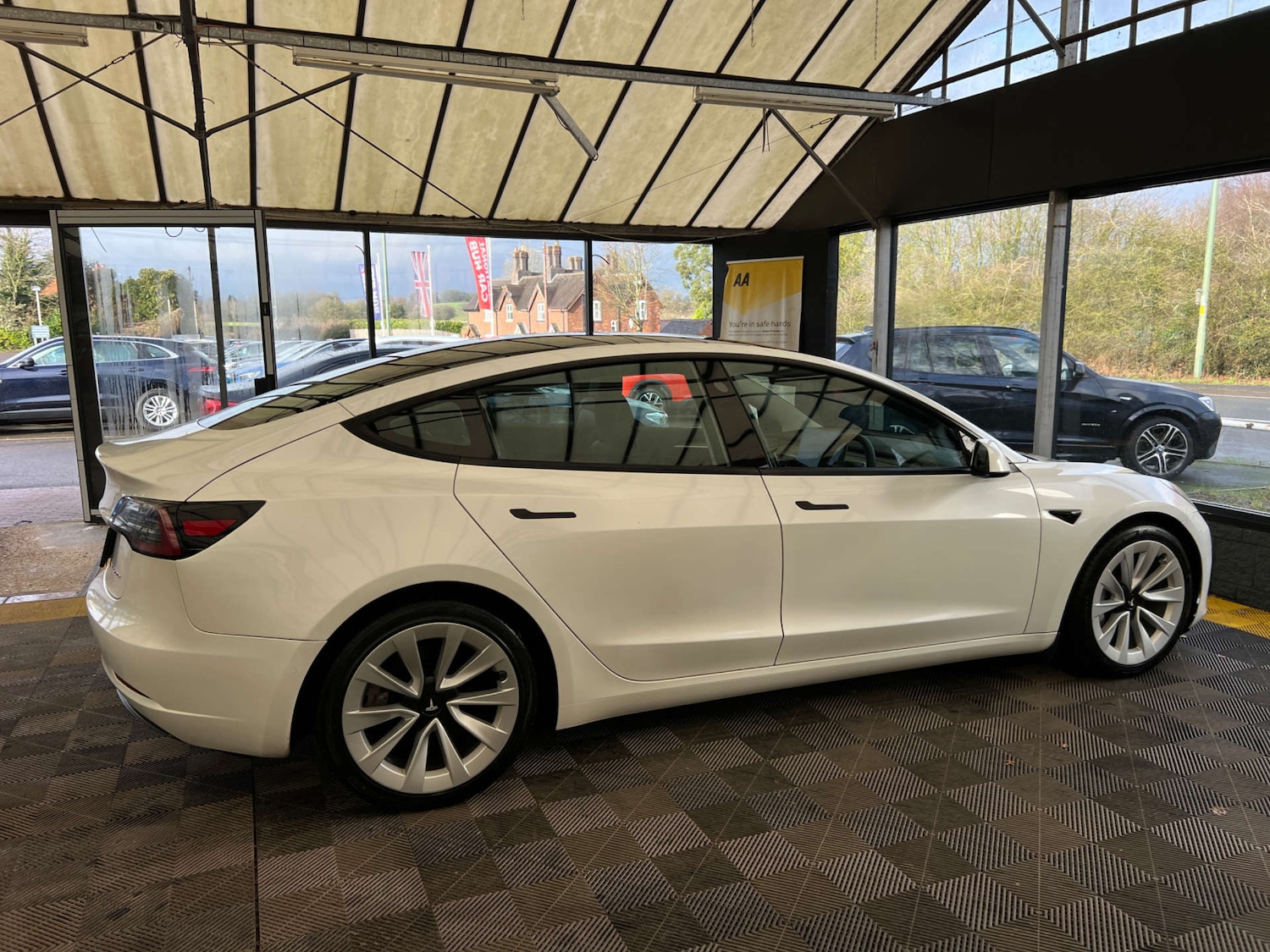 Used Tesla Model 3 2021 for sale - 77393391: Photo 9