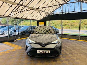 Used Toyota C-HR 2020 for sale - 75581897: Photo