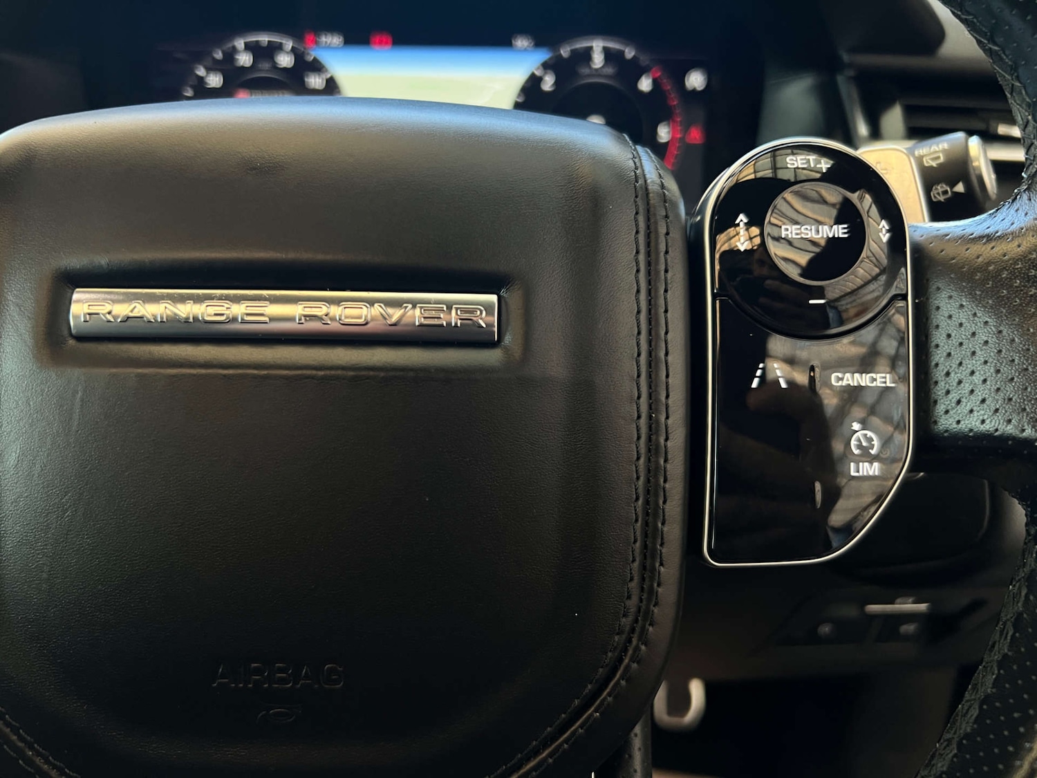 Used Land Rover Range Rover Velar 2018 for sale - 77945410: Photo 17