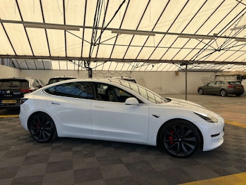 Used Tesla Model 3 2020 for sale - 79470688: Photo