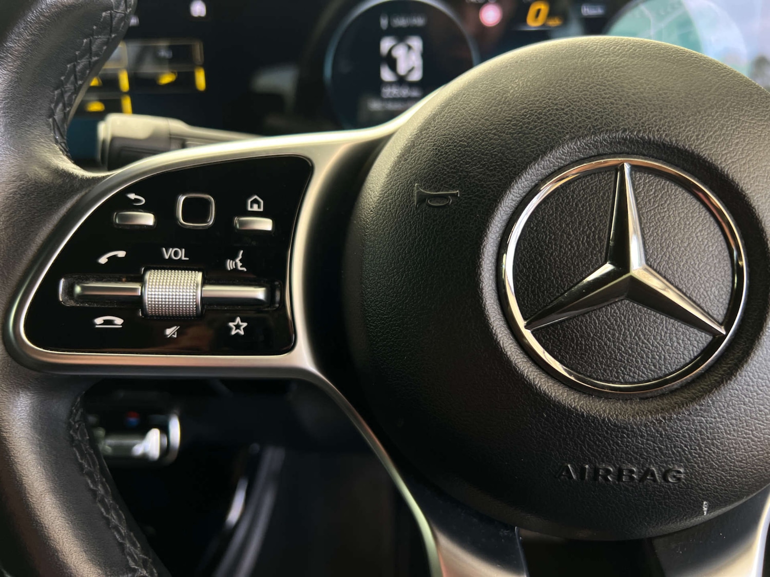 Used Mercedes-Benz A-Class 2018 for sale - 78070970: Photo 15