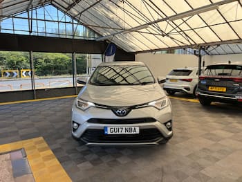 Used Toyota RAV4 2017 for sale - 79750311: Photo