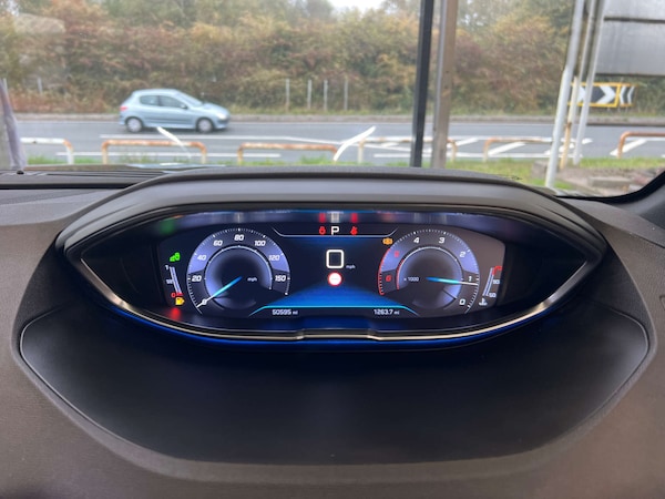 Used Peugeot 3008 2018 for sale - 76253844: Photo 15