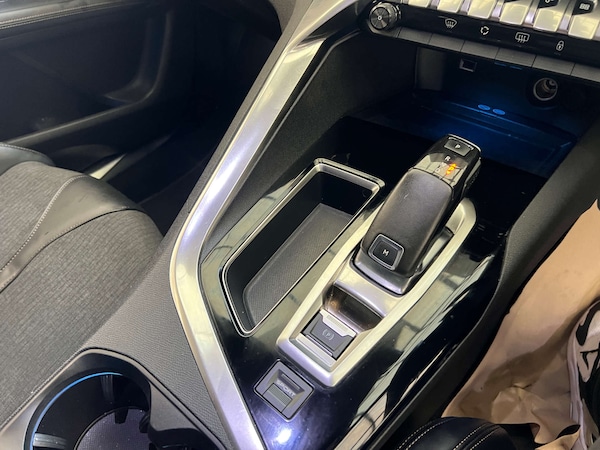 Used Peugeot 3008 2018 for sale - 76253844: Photo 19