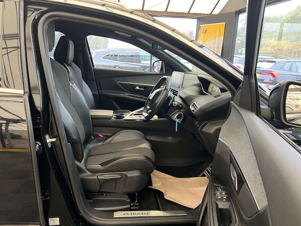 Used Peugeot 3008 2018 for sale - 76253844: Photo 9