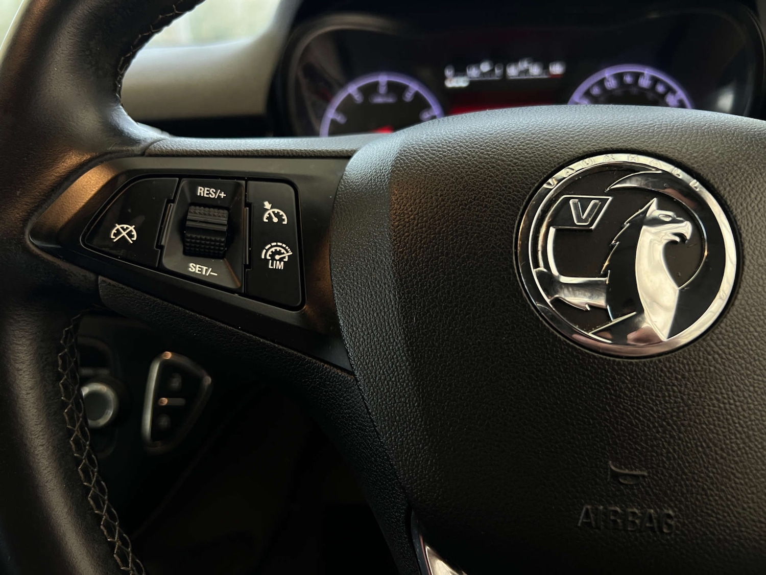 Used Vauxhall Corsa 2015 for sale - 77789083: Photo 11