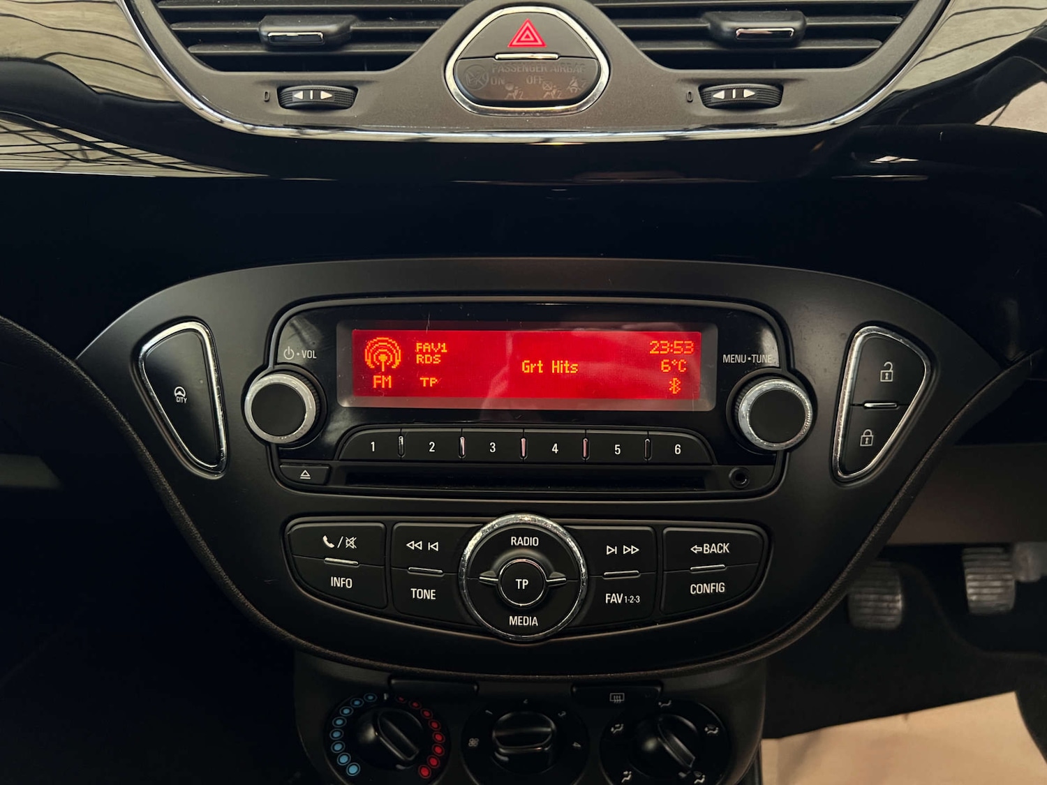 Used Vauxhall Corsa 2015 for sale - 77789083: Photo 13