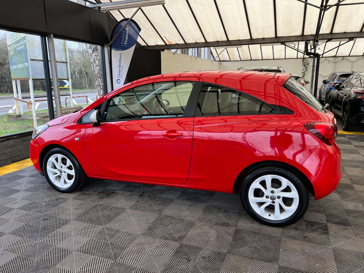 Used Vauxhall Corsa 2015 for sale - 77789083: Photo 5