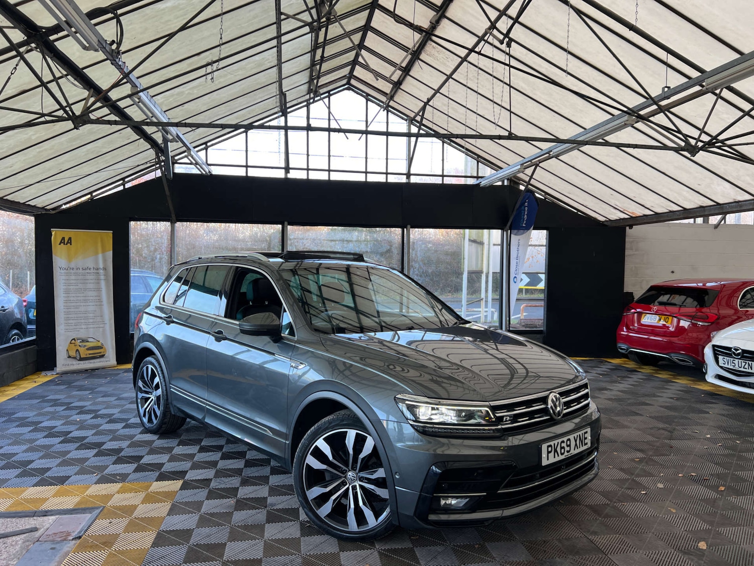 Used Volkswagen Tiguan 2019 for sale - 76941035: Photo 1