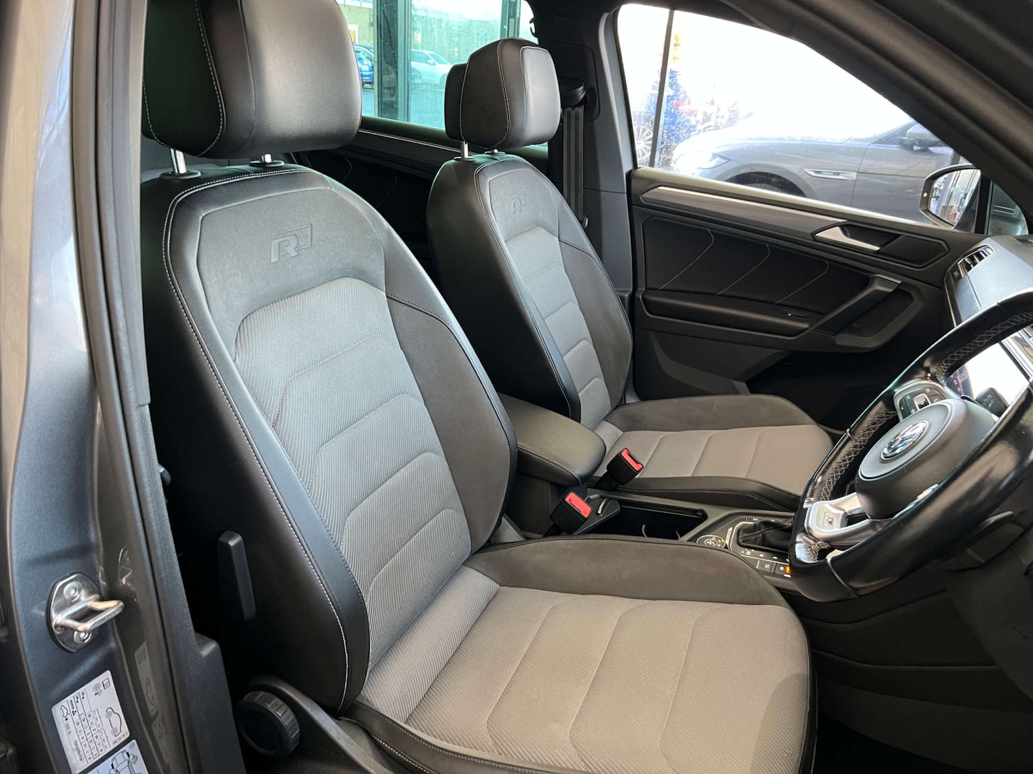 Used Volkswagen Tiguan 2019 for sale - 76941035: Photo 10