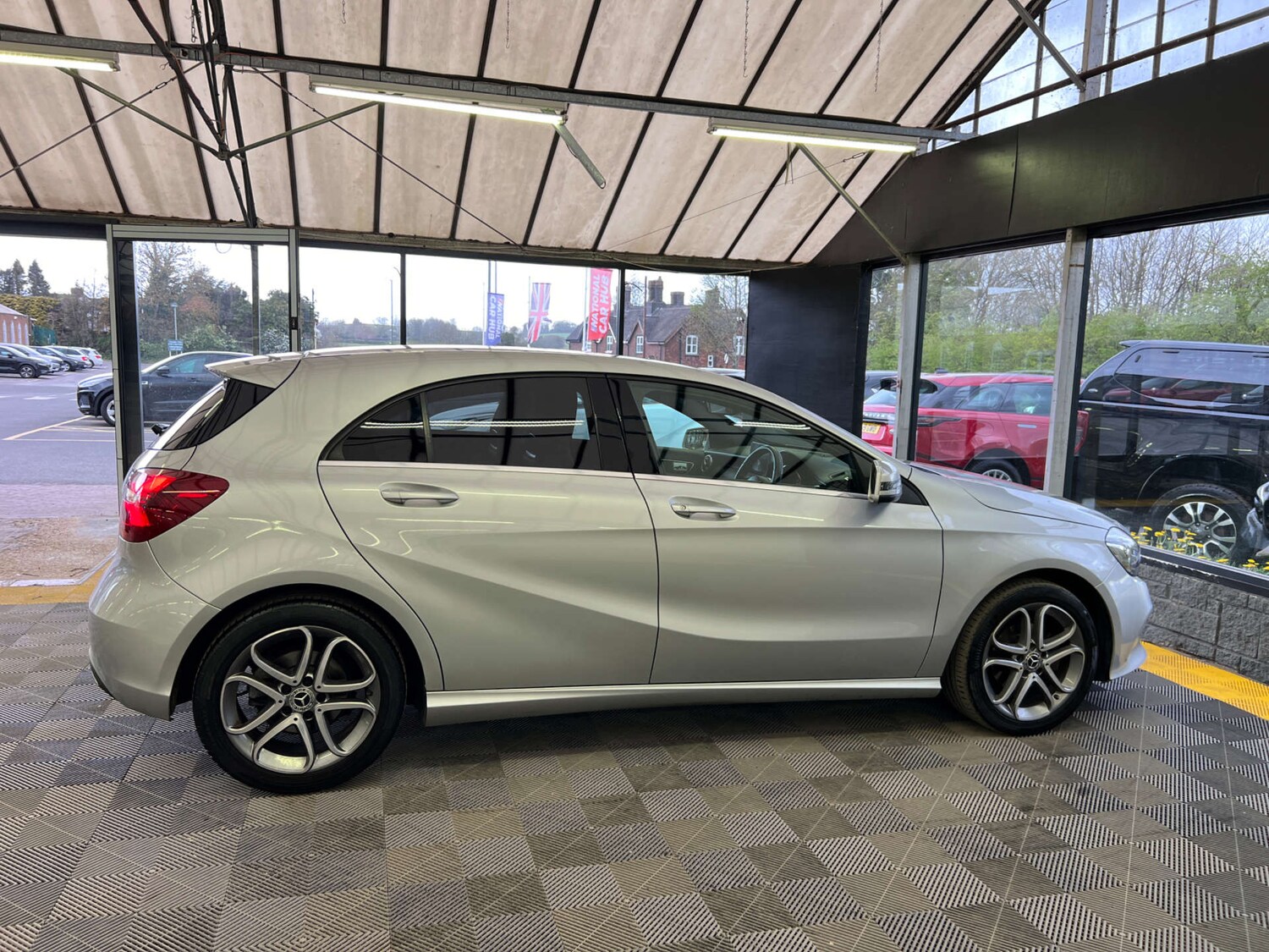 Used Mercedes-Benz A-Class 2018 for sale - 78182063: Photo 9