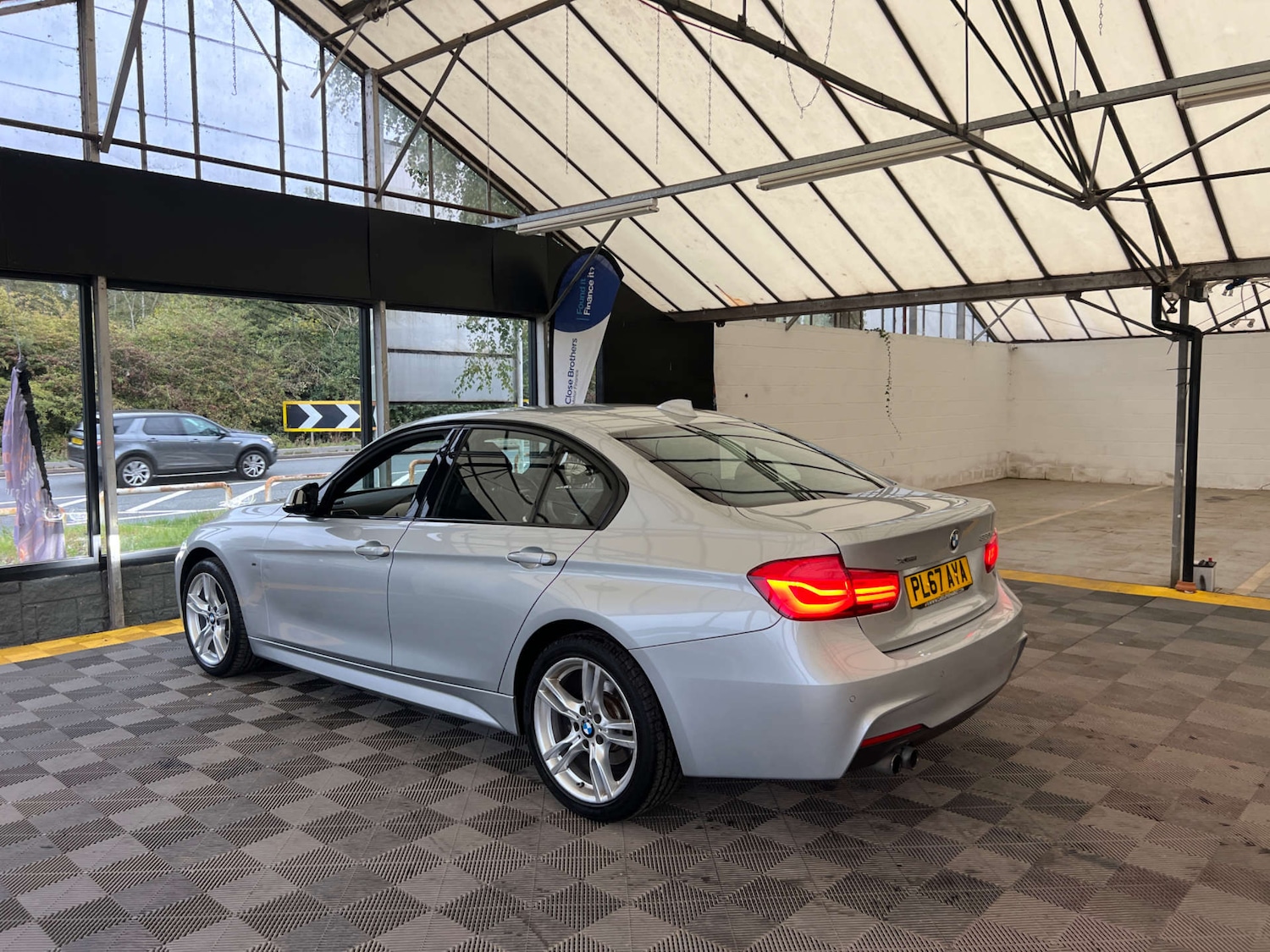 Used BMW 3 Series 2018 for sale - 77180073: Photo 5