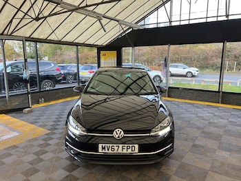 Used Volkswagen Golf 2017 for sale - 76412610: Photo