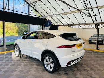 Used Jaguar E-Pace 2019 for sale - 75947266: Photo