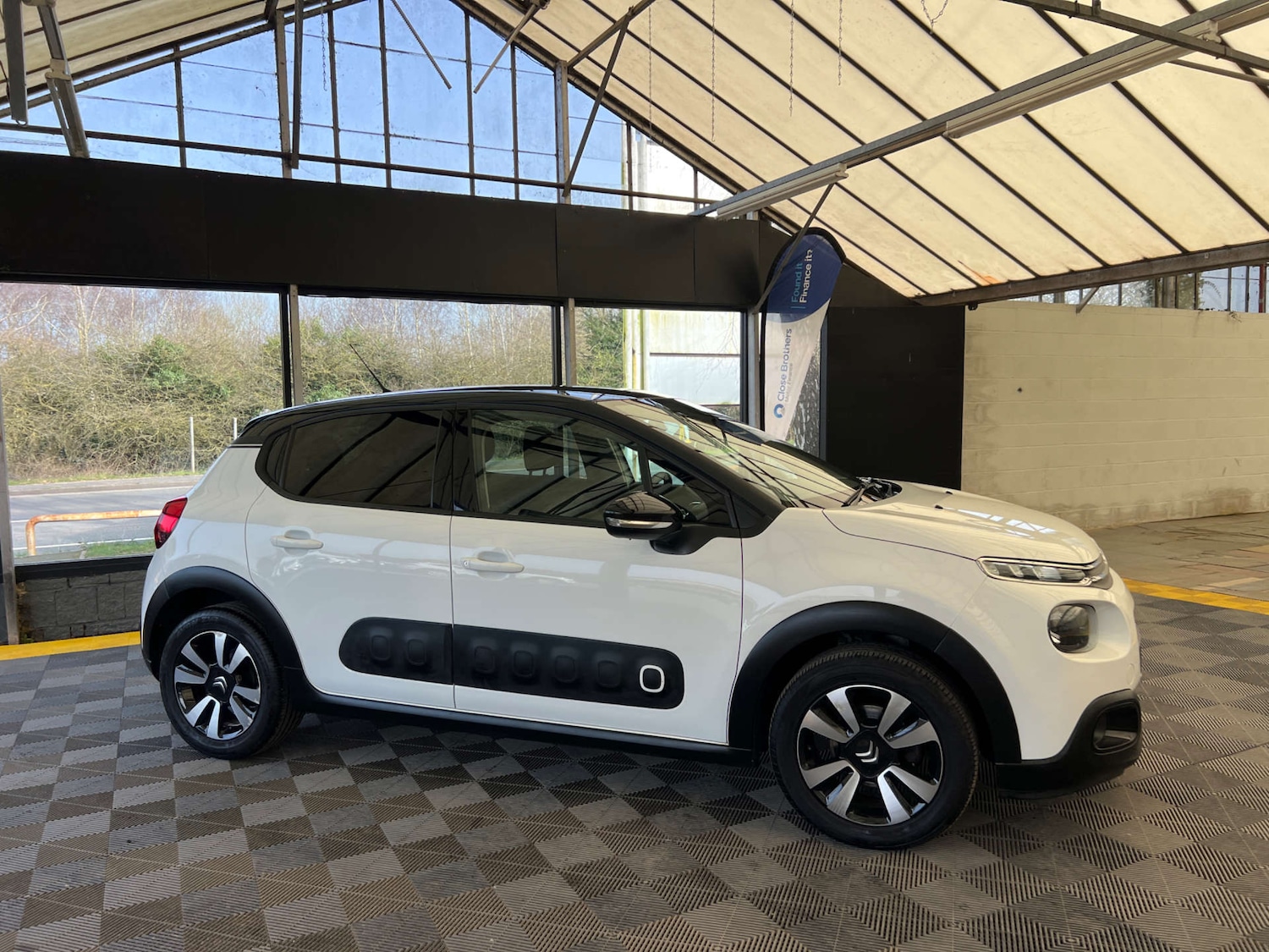 Used Citroen C3 2018 for sale - 77766972: Photo 3