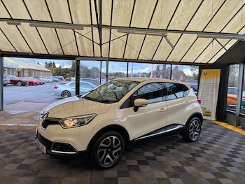 Used Renault Captur 2014 for sale - 77189526: Photo
