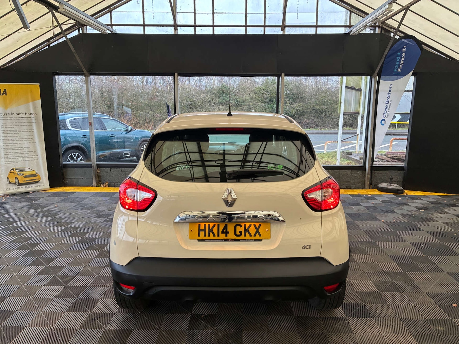 Used Renault Captur 2014 for sale - 77189526: Photo 5