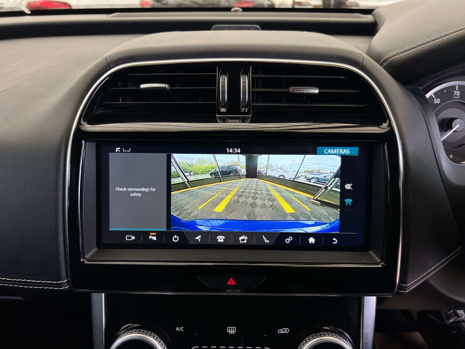 Used Jaguar XE 2020 for sale - 78182055: Photo 23