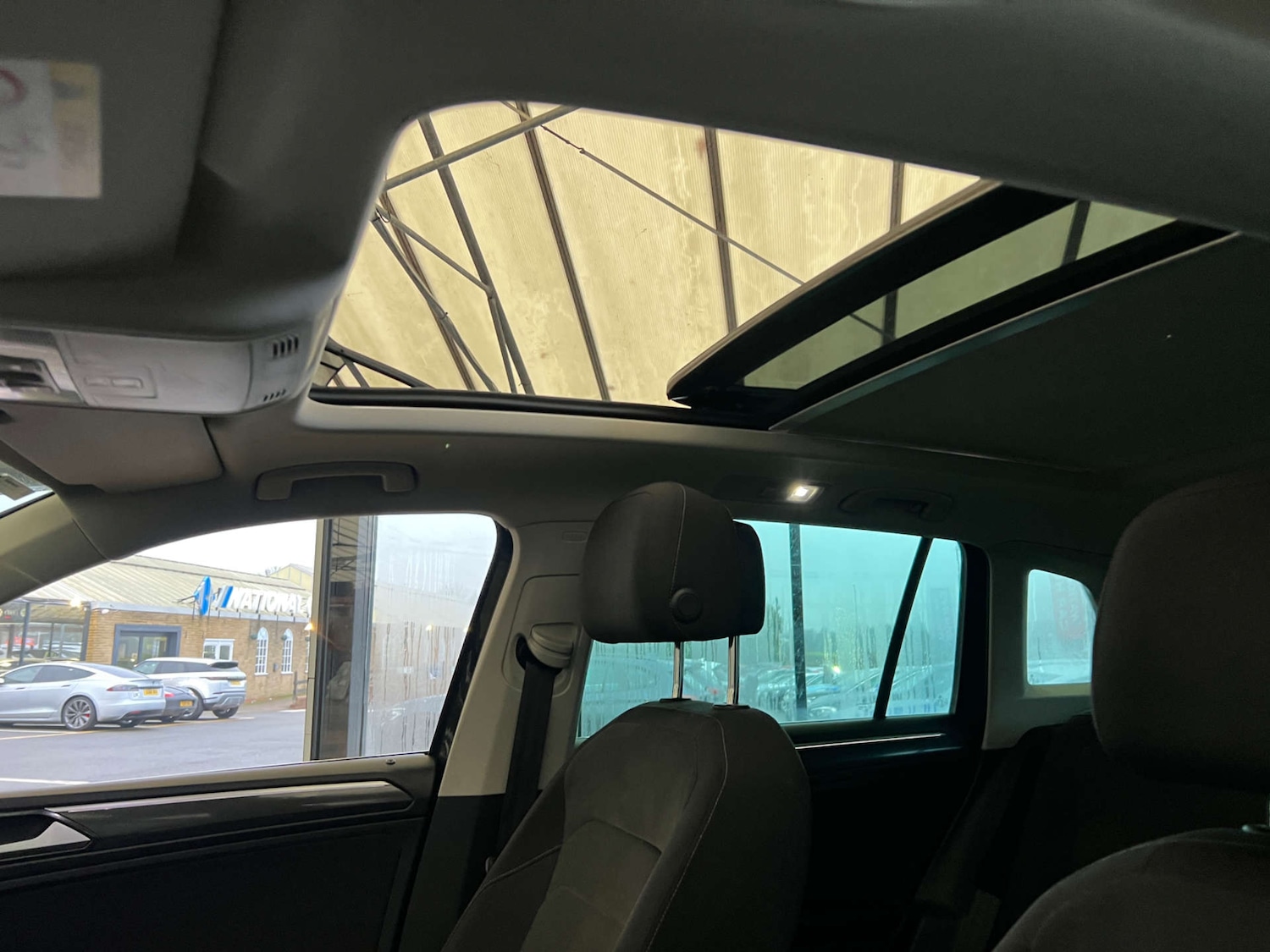 Used Volkswagen Tiguan 2016 for sale - 77805560: Photo 22