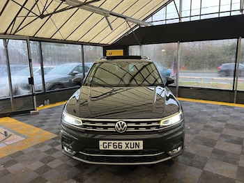 Used Volkswagen Tiguan 2016 for sale - 77805560: Photo