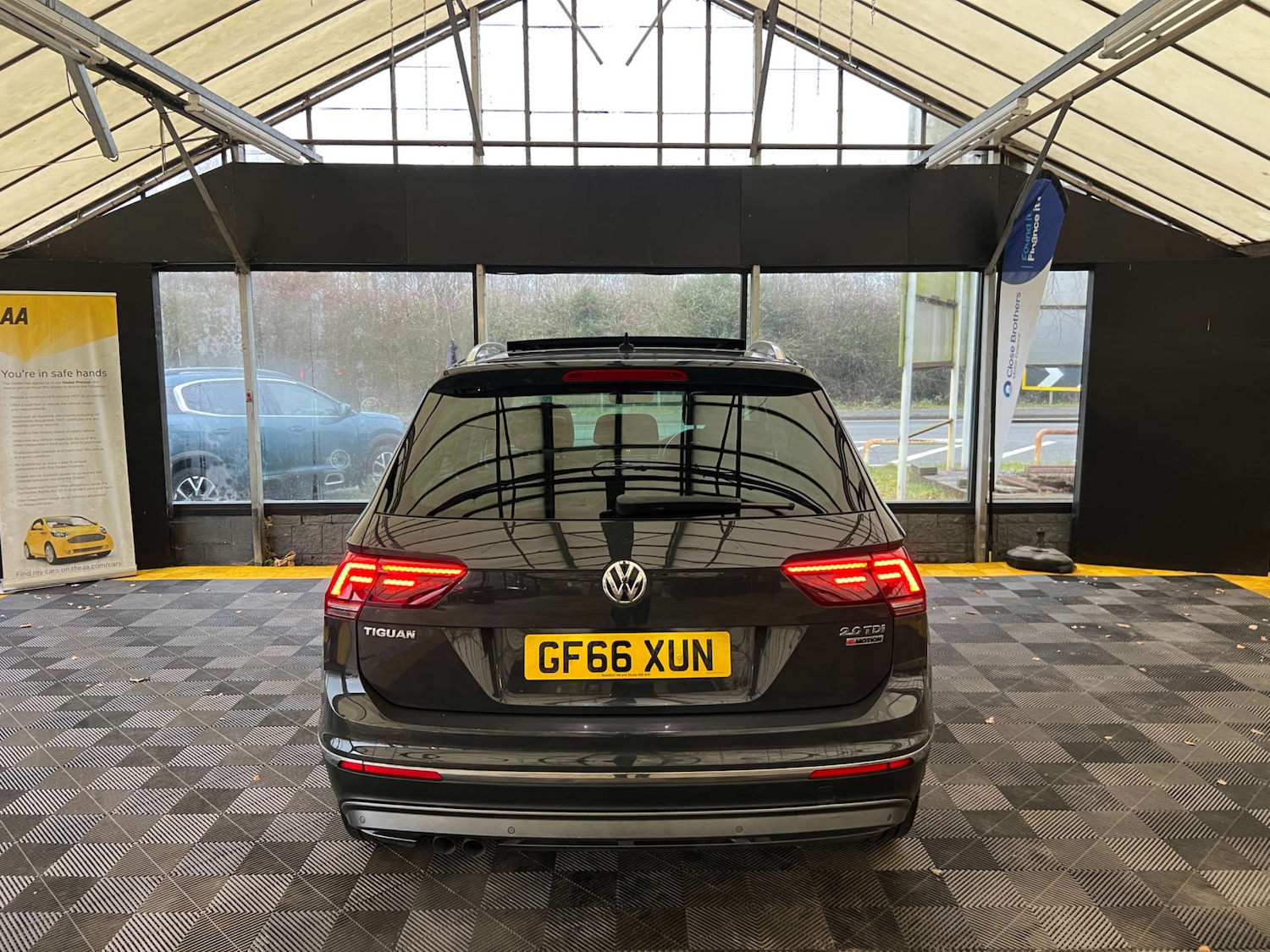 Used Volkswagen Tiguan 2016 for sale - 77805560: Photo 5