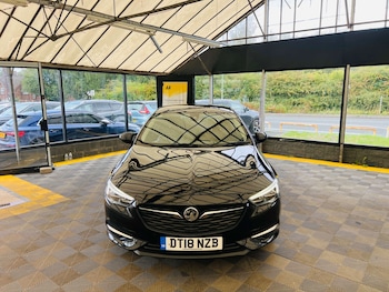 Used Vauxhall Insignia 2018 for sale - 75470056: Photo