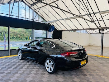 Used Vauxhall Insignia 2018 for sale - 75470056: Photo