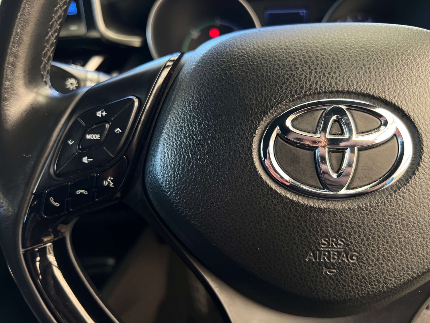 Used Toyota C-HR 2018 for sale - 78155665: Photo 15