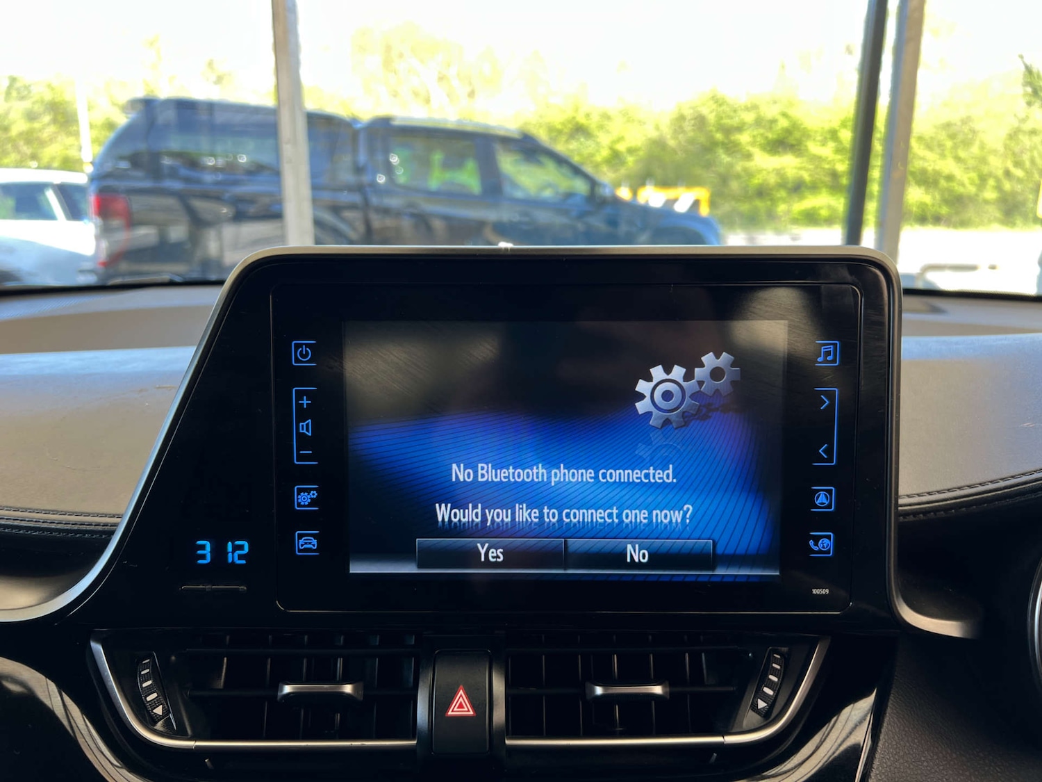 Used Toyota C-HR 2018 for sale - 78155665: Photo 19