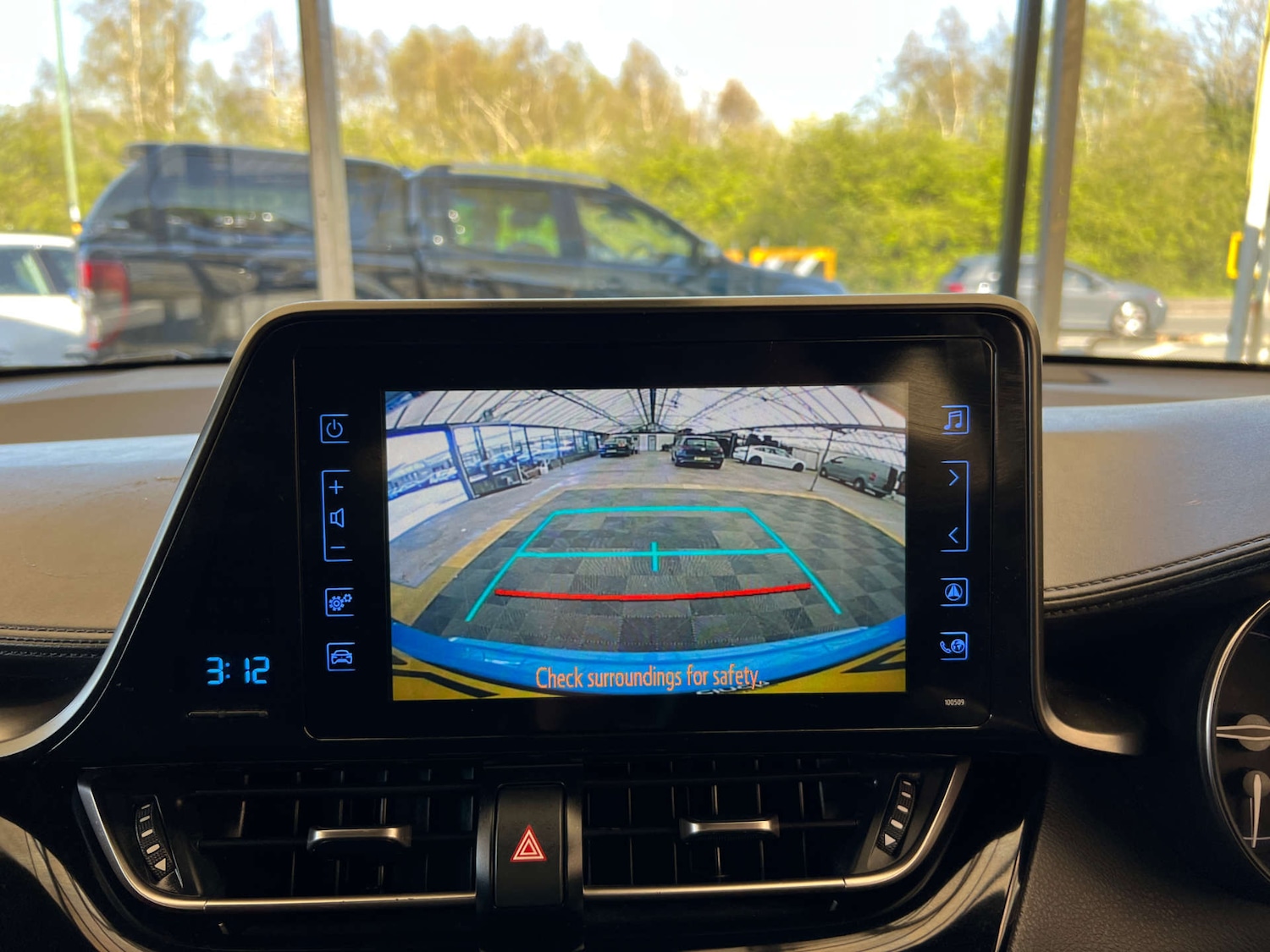 Used Toyota C-HR 2018 for sale - 78155665: Photo 20