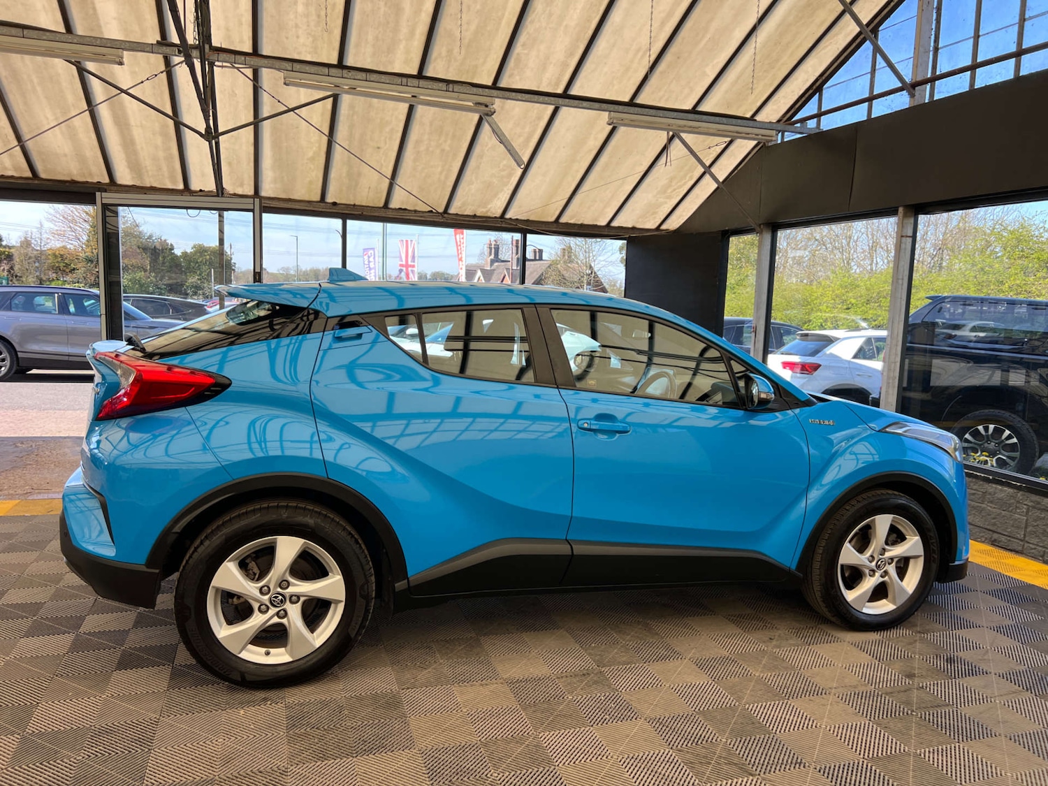 Used Toyota C-HR 2018 for sale - 78155665: Photo 9
