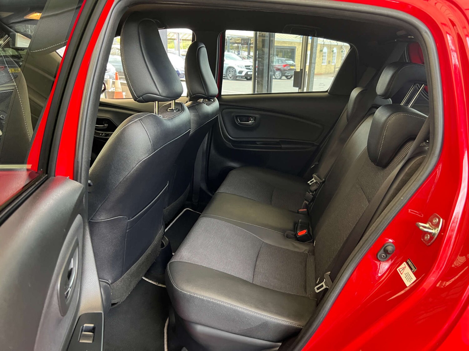 Used Toyota Yaris 2019 for sale - 76277690: Photo 29
