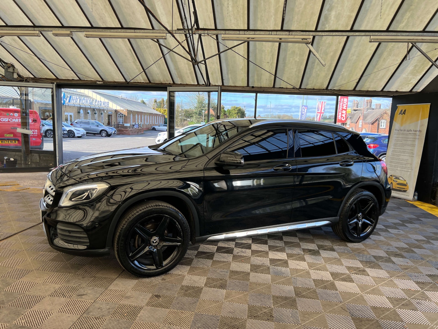 Used Mercedes-Benz GLA 2018 for sale - 77656586: Photo 5