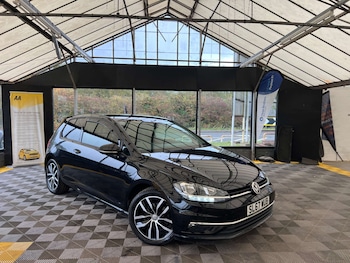Used Volkswagen Golf 2017 for sale - 77581154: Photo