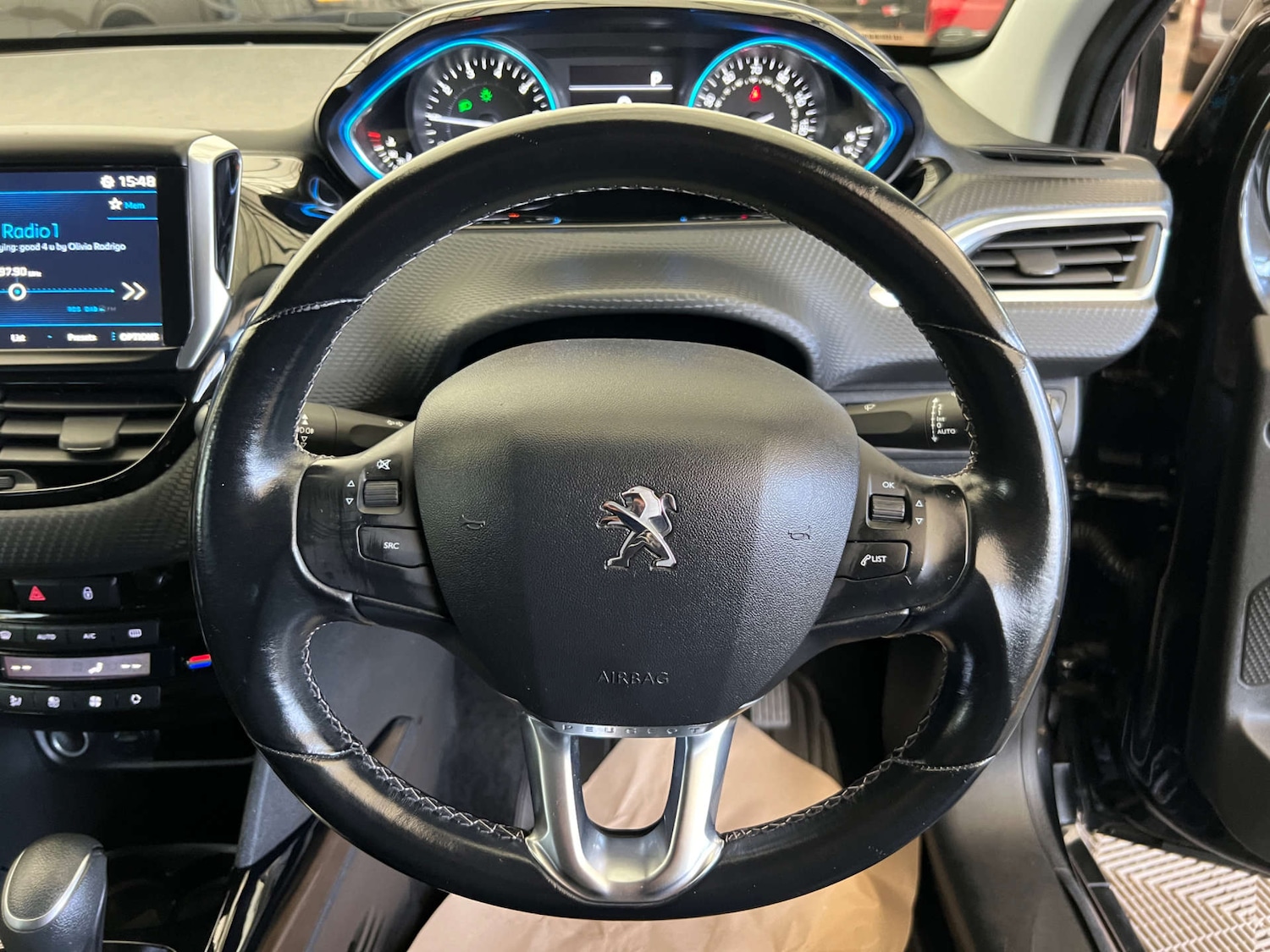 Used Peugeot 2008 2018 for sale - 76520327: Photo 12